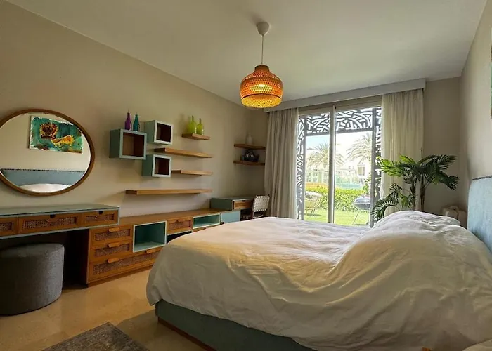 بيت للعطل 2 Bedroom With A Garden Facing The Pool الغردقة