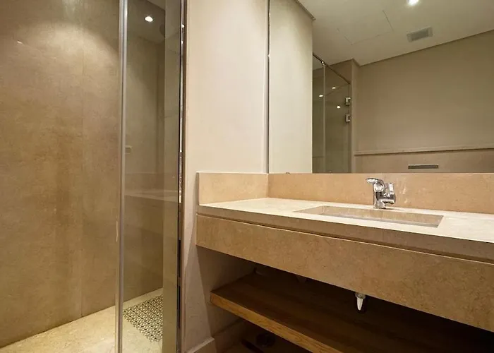 بيت للعطل 2 Bedroom With A Garden Facing The Pool *