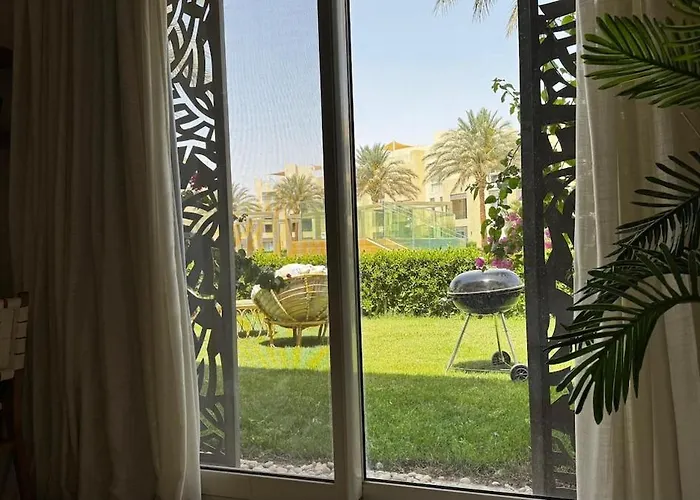 2 Bedroom With A Garden Facing The Pool الغردقة