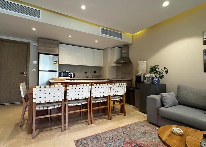 2 Bedroom With A Garden Facing The Pool بيت للعطل *
