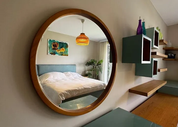2 Bedroom With A Garden Facing The Pool *