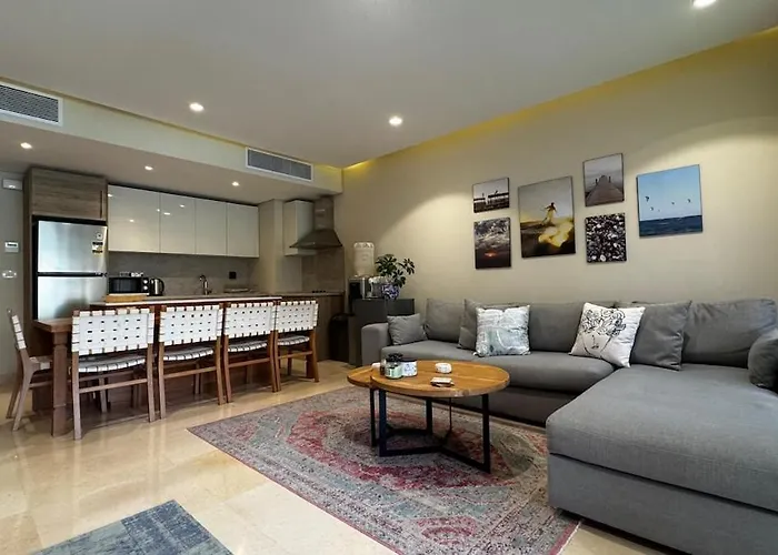 بيت للعطل 2 Bedroom With A Garden Facing The Pool
